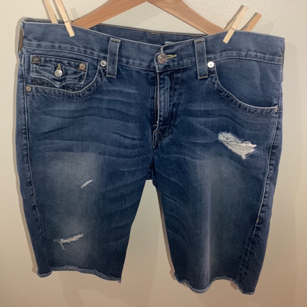 True Religion “Ricky” Jean Shorts EUC 36 inch waist